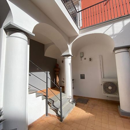 Zara Palace - Tasso Scafati Exterior photo